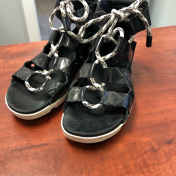 Sorel black sandals - Picture 4 of 7